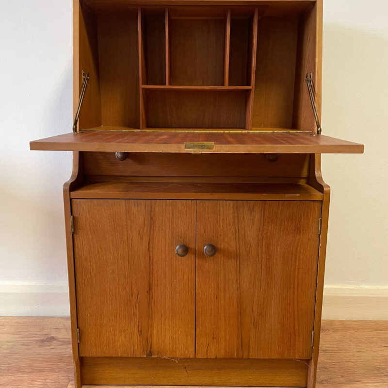 kids bureau available for commission